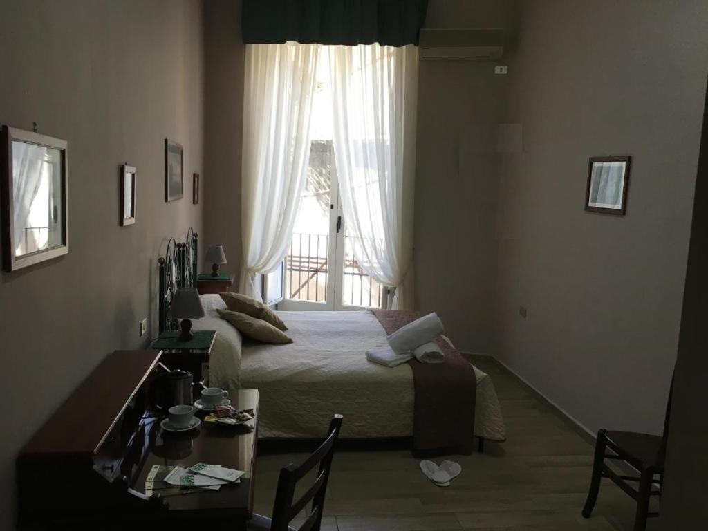 Soggiorno Paradiso Naples Luaran gambar