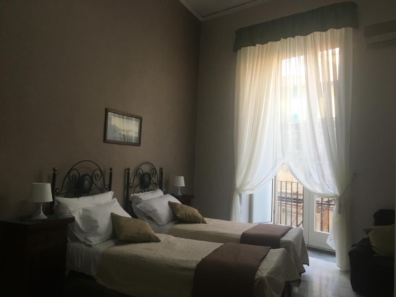 Soggiorno Paradiso Naples Luaran gambar