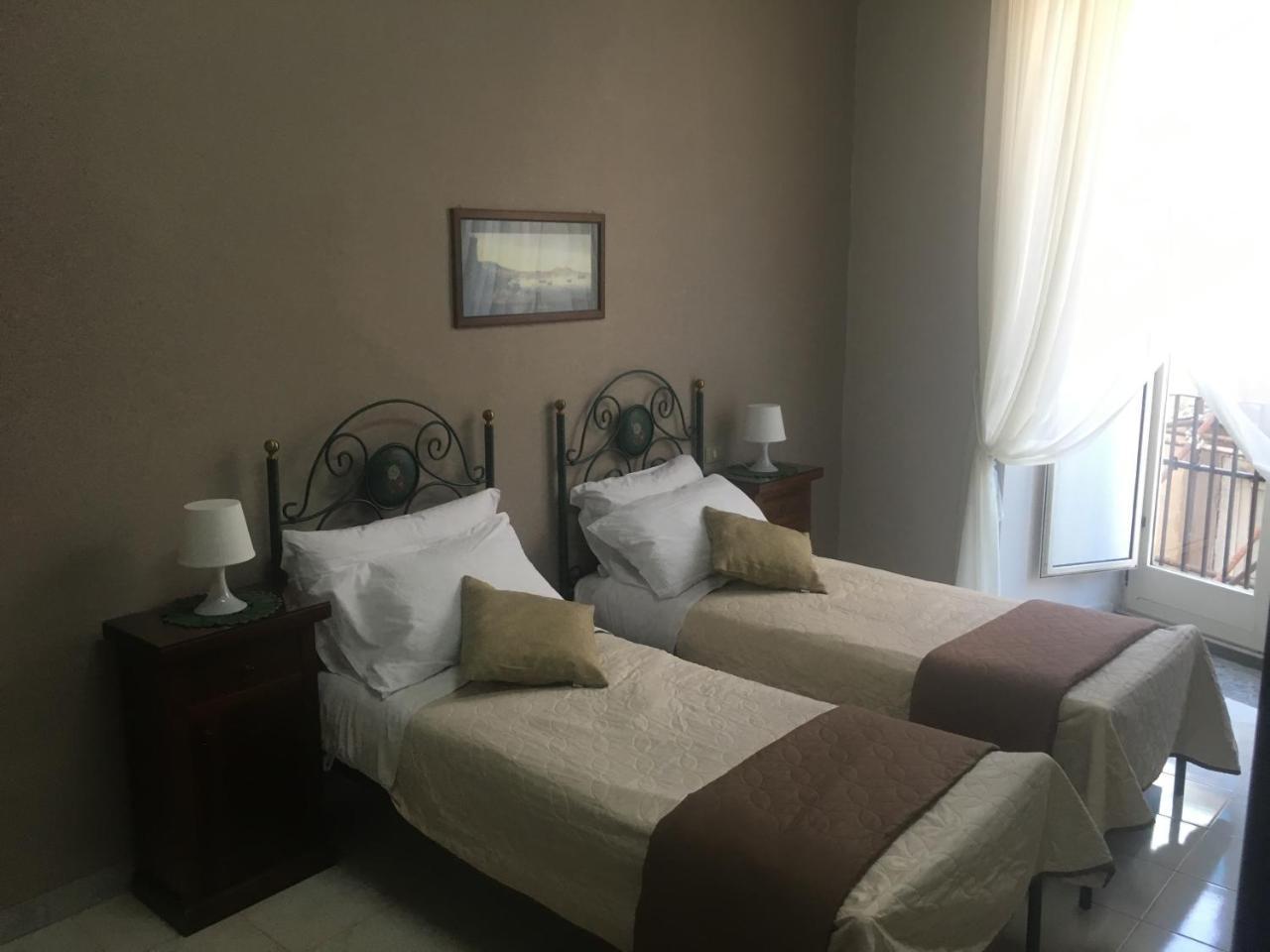 Soggiorno Paradiso Naples Luaran gambar